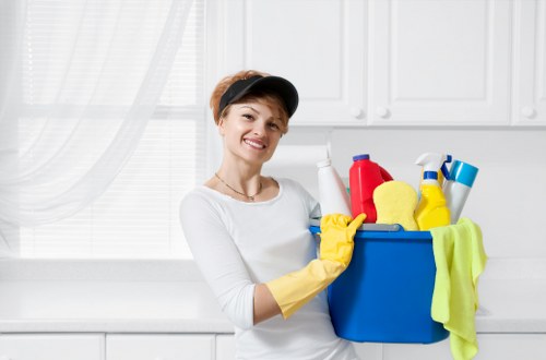 Crystal Palace cleaning service restoring a spotless kitchen and living space
